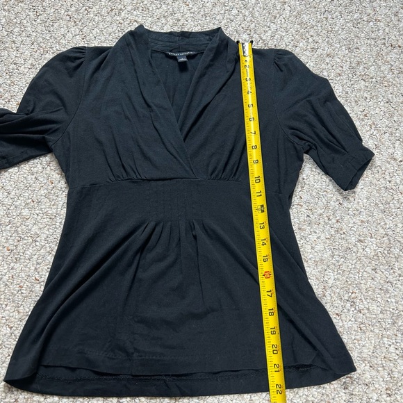Banana Republic Black Short Sleeve Cross Front Cap Sleeve Blouse Womens Size S - Picture 8 of 9